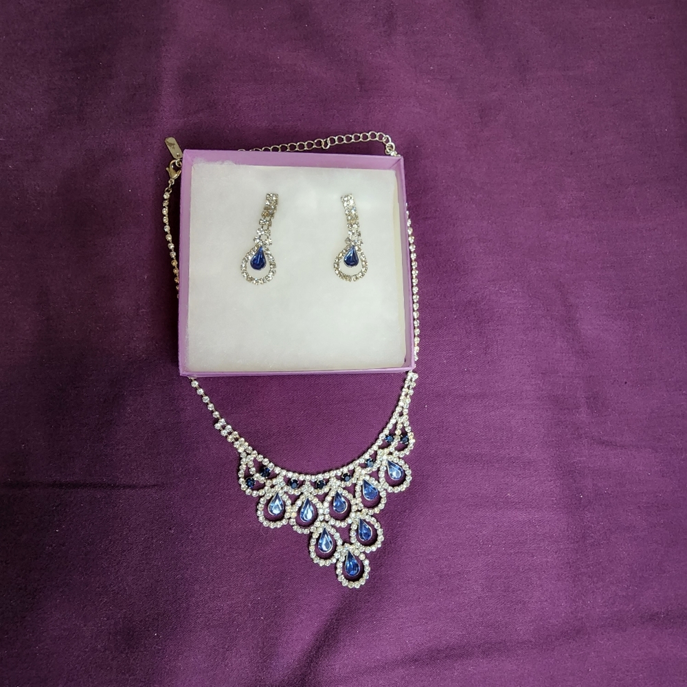 Costume jewelry,  Sapphire and Rhinestone